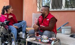 Genç Kızılay Adilcevaz’dan 16’ncı akülü sandalye