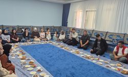 Tatvan’da KPSS öncesi gençlere moral kahvaltısı