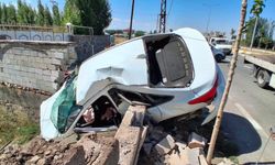 Patnos'ta trafik kazası: 1'i çocuk 4 yaralı