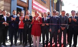 Kızılay Başkanı Yılmaz Bitlis’te aşevi açılışına katıldı