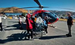 Minik bebek, ileri tedavi için hava ambulansıyla sevk edildi
