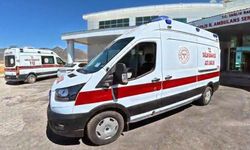 Eren Ailesi’nden Bitlis’e ambulans desteği