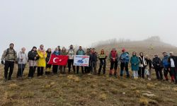 Cumhuriyet’in 103. yılında Atatürk Dağı’nın zirvesinde bayrak açtılar