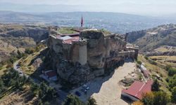 Elazığ'ın 940 yıllık camisi yeniden cemaatiyle buluştu