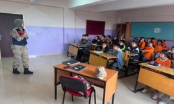 Jandarma ekipleri 65 okul ve çevresinde güvenlik denetimi gerçekleştirdi