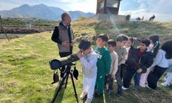 Minik öğrenciler doğayı gözlemledi