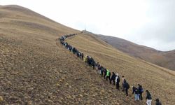 Palandöken'in zirvesine Cumhuriyet tırmanışı gerçekleştirildi