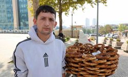 Sınavdayken simit tezgahını müşterilere emanet etti, güven boşa çıkmadı