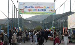 Tunceli'de festival tadında çocuk şenliğine yoğun ilgi