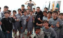 U14 Ligi'nde kupanın sahibi Yıldızkent oldu