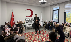 Kızılay Haftası’nda minik misafirler Bitlis Şubesi’nde ağırlandı