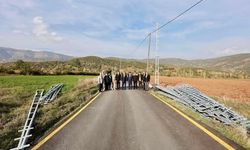 Bitlis Valisi Karakaya, Gayda köyündeki yatırımları inceledi