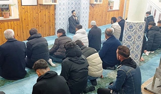 Adilcevaz KYK öğrencileri ile 'Sabah namazı buluşması'