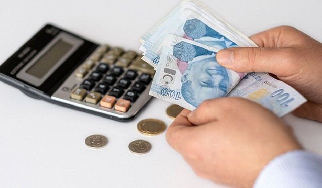 Memur emeklilerinin 25 bin TL'lik seyyanen zam davasında kritik gelişme! Gözler AYM'de