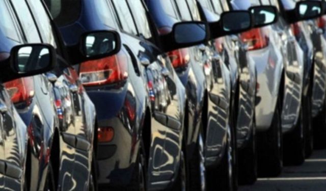 Araba almak isteyenlere kısa sürecek şans: 400 bin lira nakit verilecek