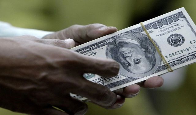 Dolar/TL için yeni tahmin geldi! Goldman Sachs kur beklentisini güncelledi