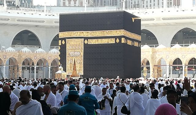 Kabe’de 1 milyon 700 bin kişi aynı anda namaz kılabilecek