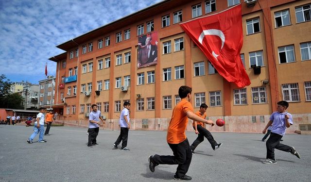 5 Ekim 2026 Adana Osmaniye okul tatili belli oldu mu? Saimbeyli ve Sumbas depremi sonrası son karar