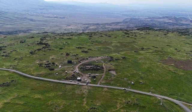 Ağrı Dağı eteklerinde bayram yoğunluğu