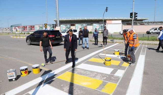 Ardahan Belediyesi’nden boyama seferberliği