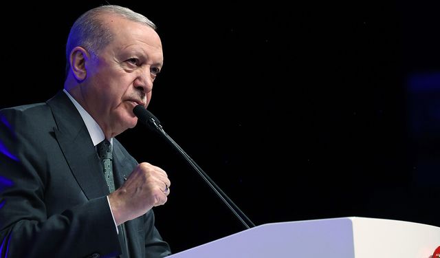 Cumhurbaşkanı Erdoğan'dan net mesaj: "Devletine ihanet edenler bedelini ödeyecek"