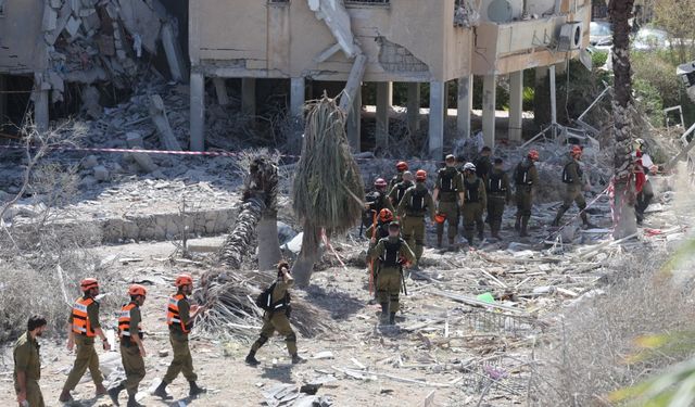 Orta Doğu'da gerilim tırmanıyor: İran İsrail’i vurdu:65 yaralı