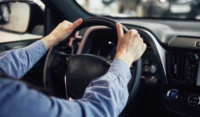 Trafikte gözümüz cep telefonunda değil, yolda olsun