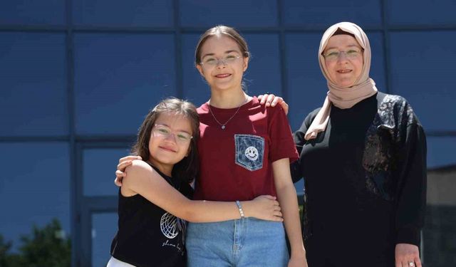 LGS’de Tarihi Sonuç: Hiç Hata Yapmadan Birinci Olan Zümra, Nasıl Hazırlandığını Anlattı