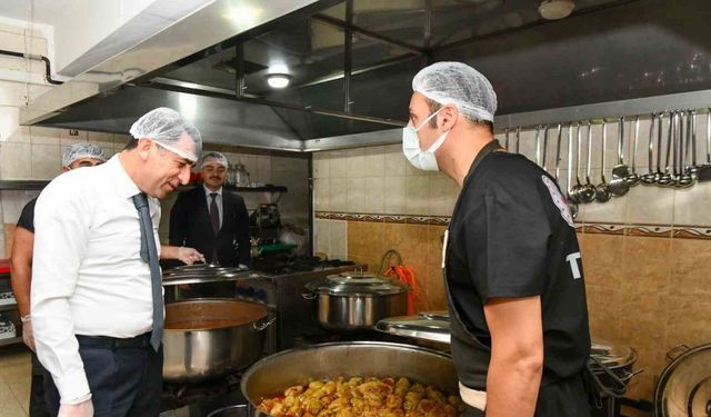 Tunceli’de 228 haneye ücretsiz sıcak yemek hizmeti