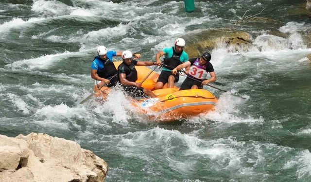 Tunceli’de Rafting heyecanı yaşandı
