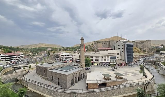 “Dere Üstü Islah Projesi”yle Bitlis tarihi kimliğine kavuştu
