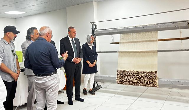 Bilimle Dokunan Gelenek: El Dokuması Halıya Akademik Destek