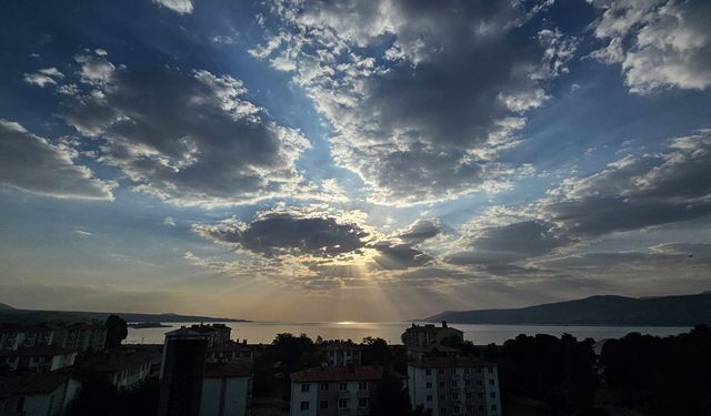 Ahlat,Tatvan ve Adilcevaz’da büyüleyici manzara