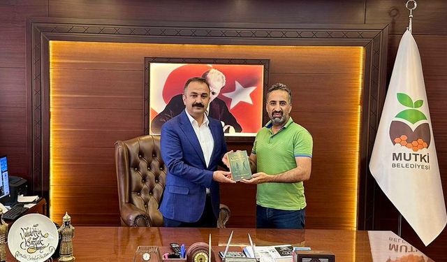 “Göz Göze Gelmeyelim” romanı Mutki’de okurlarıyla buluştu