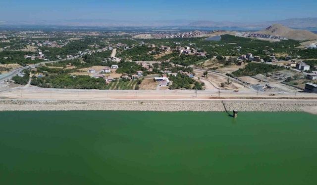 Bin araçlık otoparktan oyun alanlarına: Projede yok yok