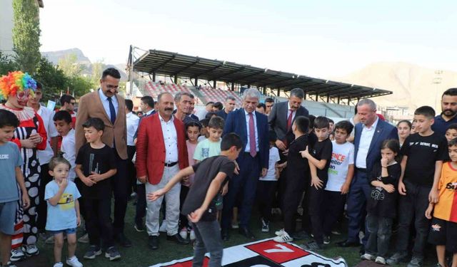 Hakkari’de Bir Anadolu Şenliği başladı