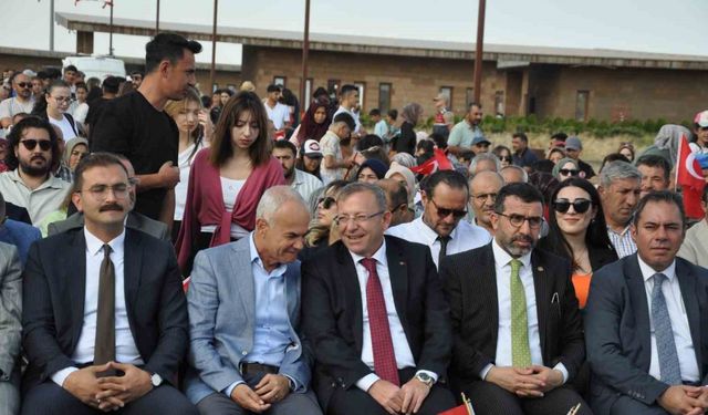 Kars Ani’de fetih coşkusu