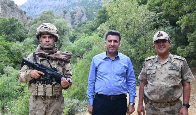 Vali Aygöl, Aliboğazı’nda askerlerle bir araya geldi