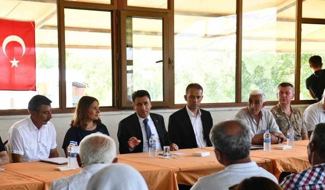 Vali Aygöl vatandaşlarla bir araya geldi