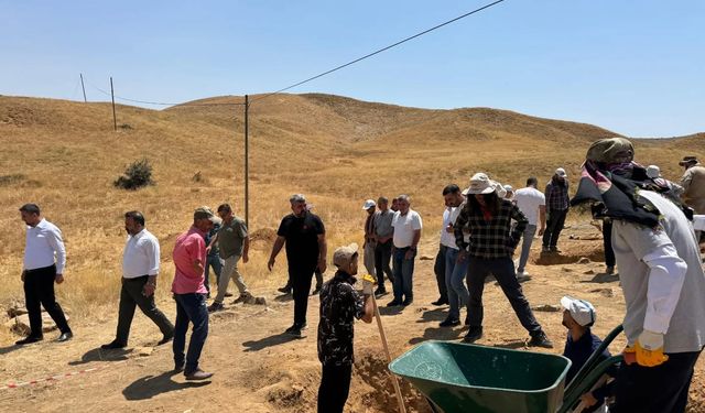 Bitlis’te şehit askerlerin mezar tespiti için kazı çalışmaları başladı