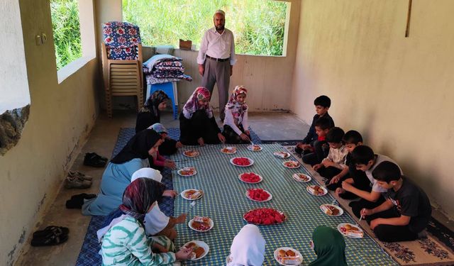 Mutki’deki Yaz Kur’an Kursu hem öğretiyor hem eğlendiriyor