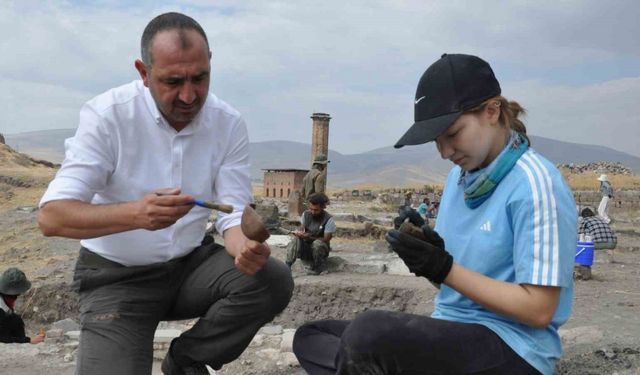 Ani Ören Yeri’nde kazılar hız kesmiyor: Geçmiş yeniden gün yüzüne çıkıyor