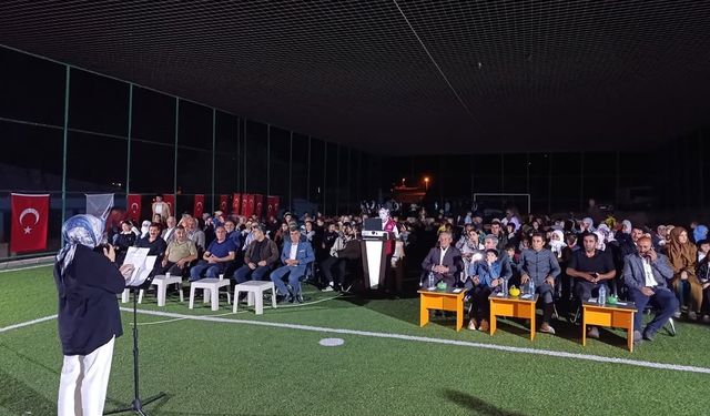 Diyadin’de açık hava sineması: Köy meydanında Tosun Paşa keyfi