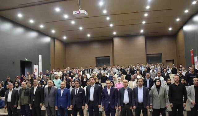 Muş’ta aile bağlarını güçlendiren değerler anlatıldı