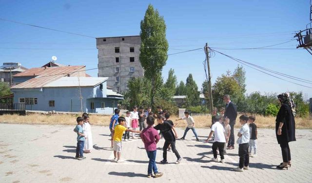 Muş’ta zilsiz okul projesi başladı: Öğrenciler teneffüse sessiz çıkıyor