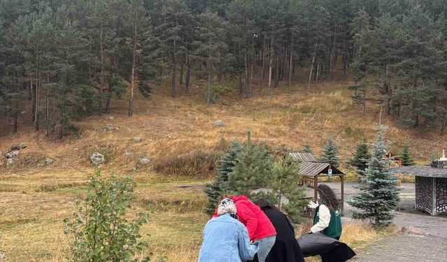 Sarıkamış’ta gençler çevre temizliği yaptı