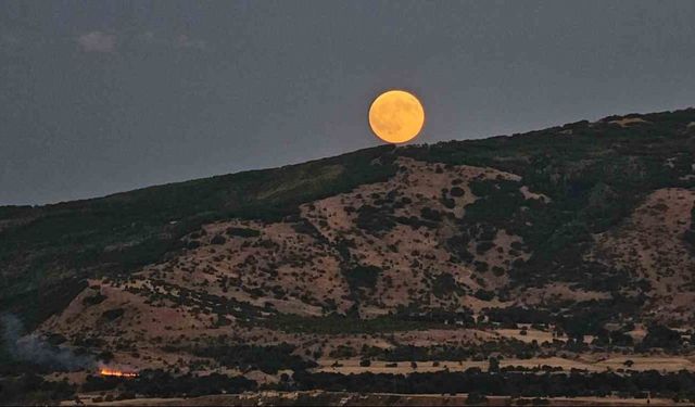 Tatvan’da "Kanlı Ay" tutulması