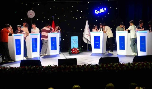 Van’da heyecan başladı: Gençler bilgi ve sanat yarışmasında buluştu