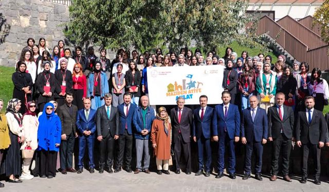 Köklerden geleceğe: Ahlat’ta “Maziden Atiye” programı başladı