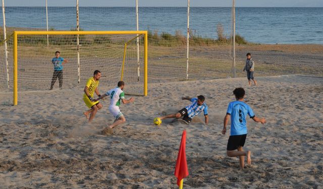 Adilcevaz’da plaj futbolu heyecanı başlıyor